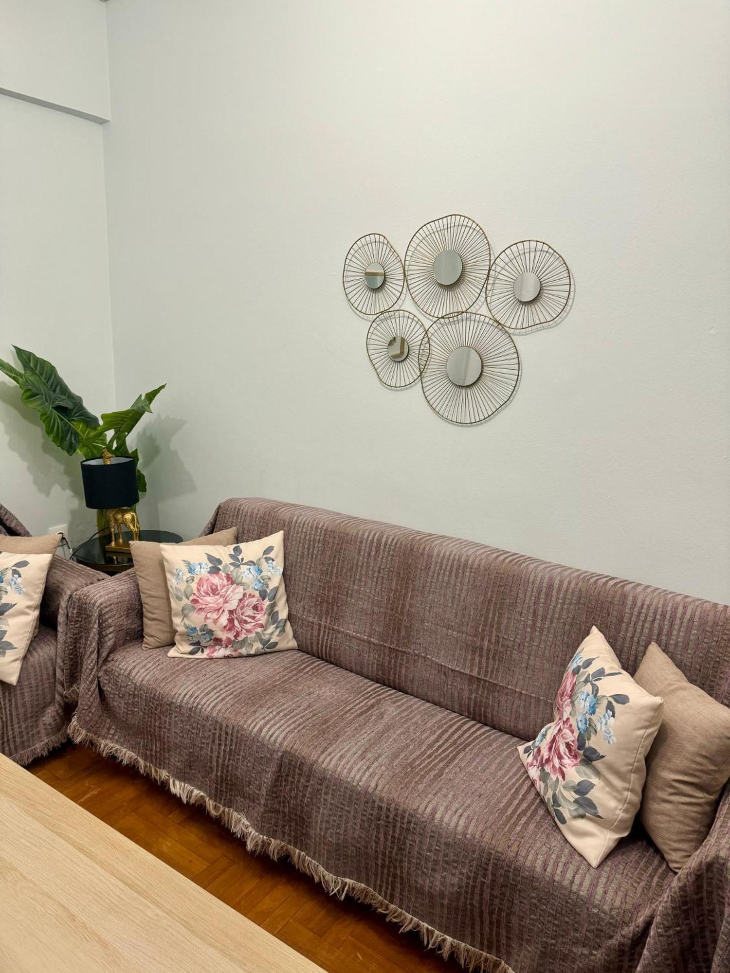 Ag.sofias Minkk, 2b/room+balcony Appartement