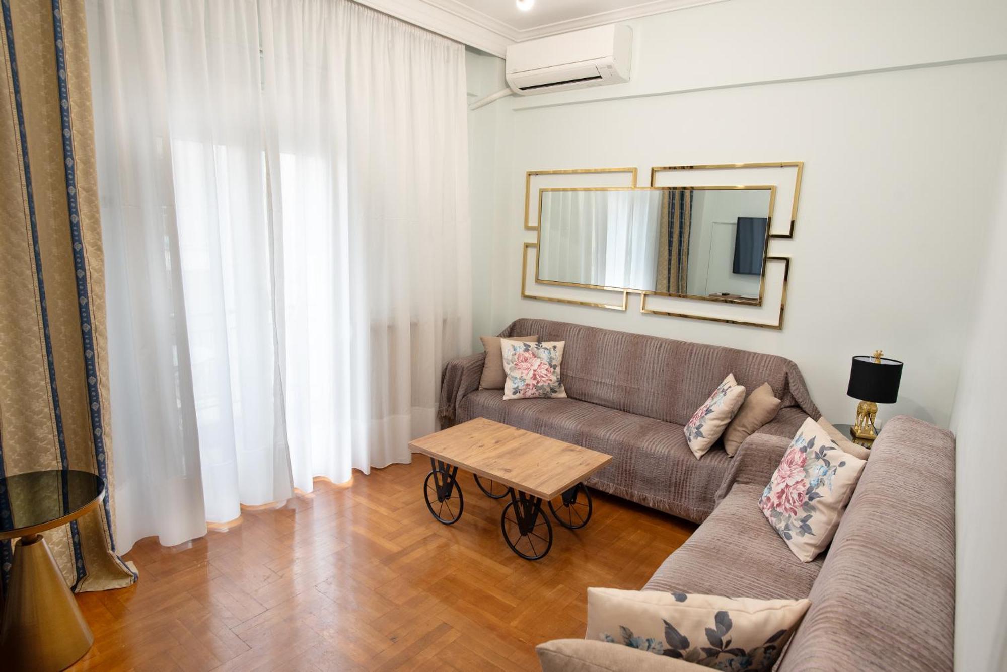 Daire Ag.sofias Minkk, 2b/room+balcony *